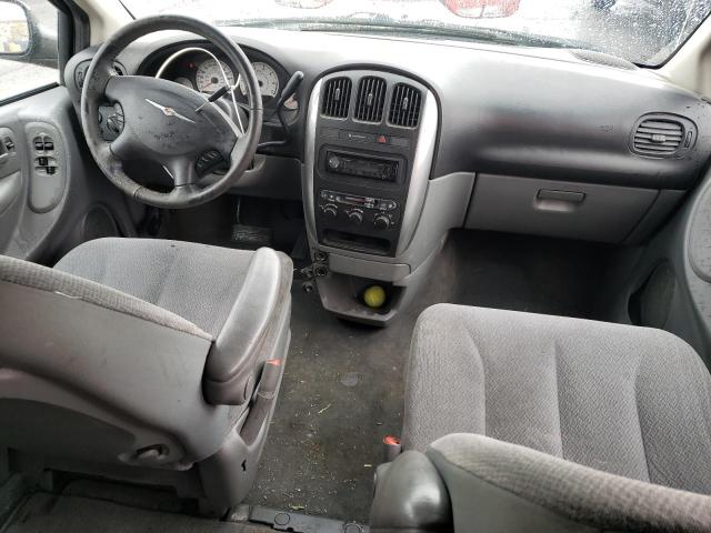 Photo 8 from auction – 2005 CHRYSLER TOWN & COU with VIN 2C8GP54L65R402600