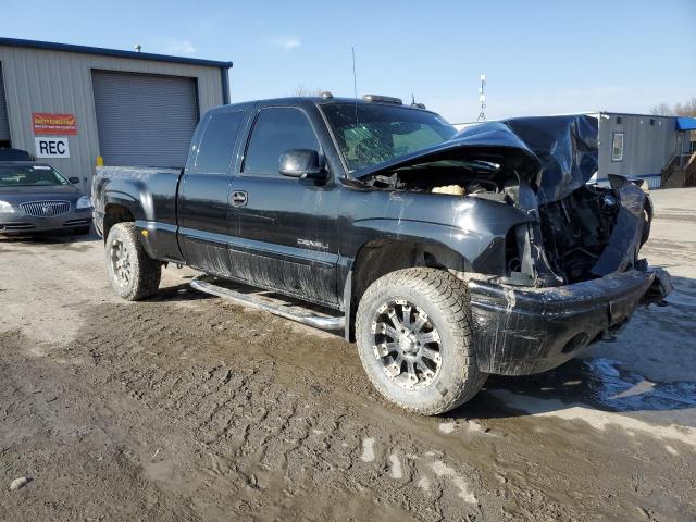 Photo 4 from auction – 2004 GMC SIERRA K15 with VIN 2GTFK69UX41117382