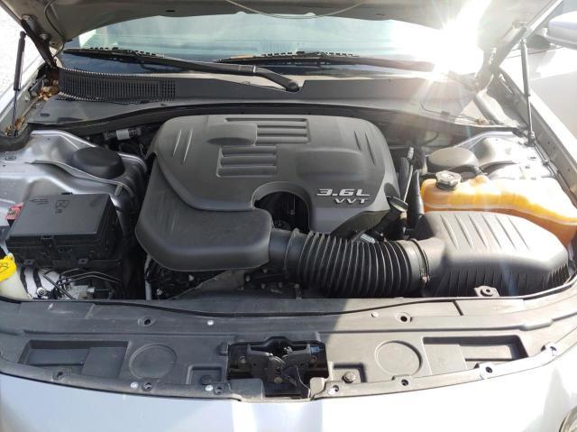 Photo 7 from auction – 2015 CHRYSLER 300 LIMITE with VIN 2C3CCAAG7FH929956
