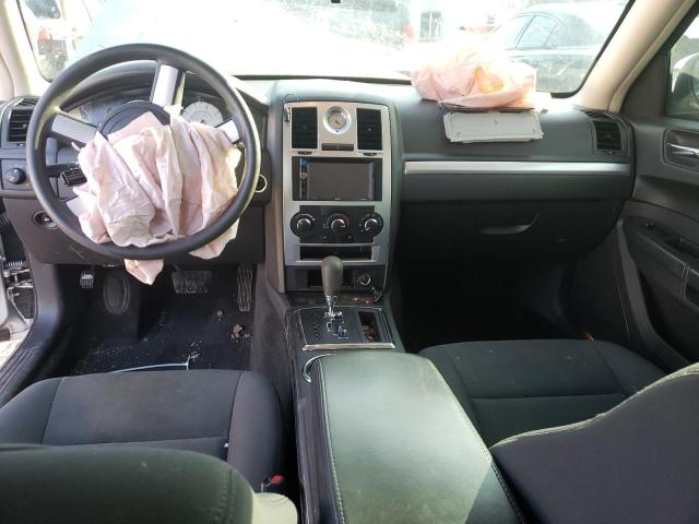 Photo 8 from auction – 2010 CHRYSLER 300 TOURIN with VIN 2C3CA4CD2AH158390