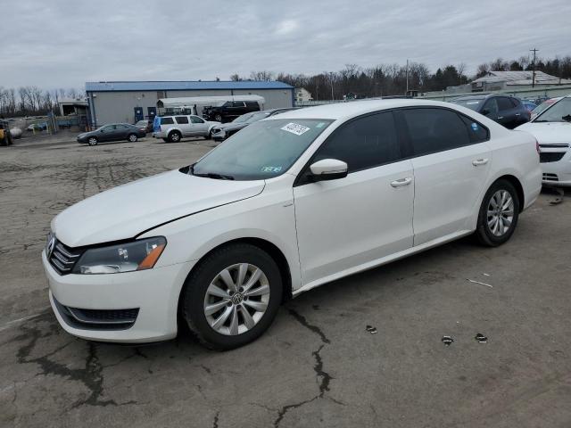 VOLKSWAGEN PASSAT S 2015 with VIN 1VWAT7A34FC033908 - Photo from auction