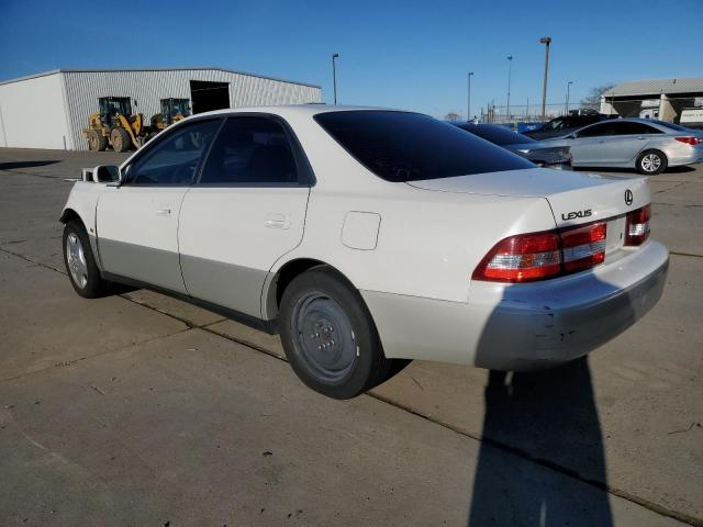 Photo 2 from auction – 2000 LEXUS ES 300 with VIN JT8BF28GXY5101256
