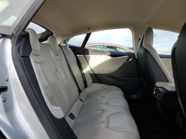 Photo 10 from auction – 2013 TESLA MODEL S with VIN 5YJSA1DN5DFP08611
