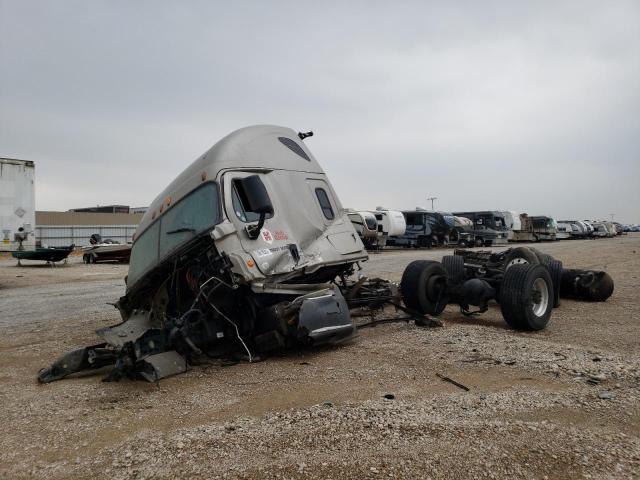 Photo 2 from auction – 2015 FREIGHTLINER CASCADIA 1 with VIN 3AKJGLD50FSGD6850