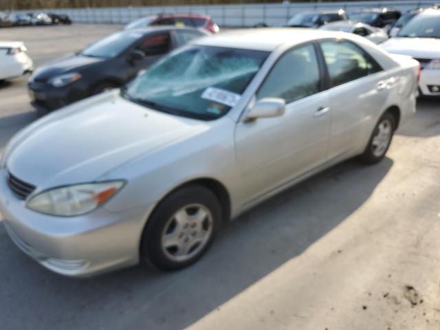 TOYOTA CAMRY LE 2003 with VIN 4T1BF30KX3U043098 - Photo from auction