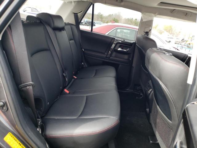 Photo 11 from auction – 2022 TOYOTA 4RUNNER SR with VIN JTERU5JR2N5994064