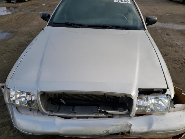 Photo 11 from auction – 2004 FORD CROWN VICT with VIN 2FAFP71W54X171082