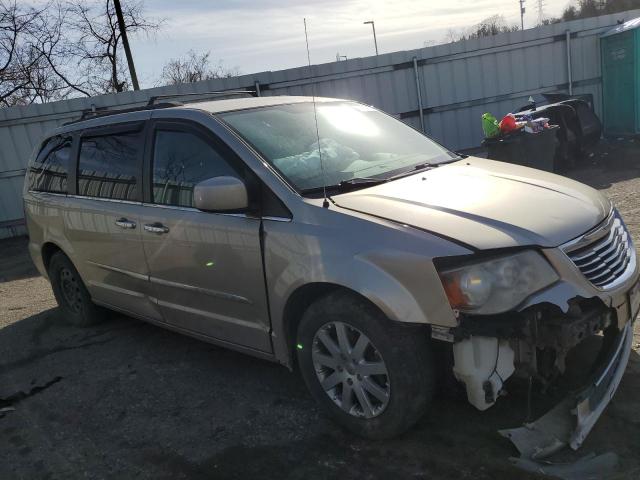 Photo 4 from auction – 2016 CHRYSLER TOWN & COU with VIN 2C4RC1BG0GR254824