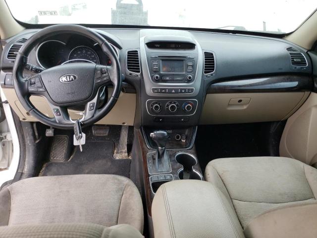 Photo 8 from auction – 2015 KIA SORENTO LX with VIN 5XYKT4A66FG657480