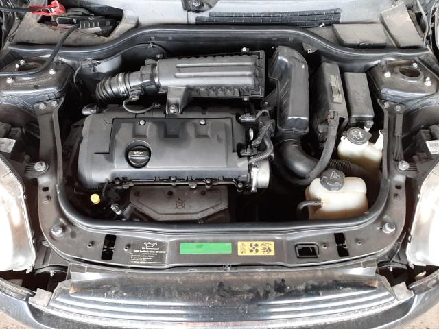 Photo 11 from auction – 2009 MINI COOPER with VIN WMWMF33569TU71023