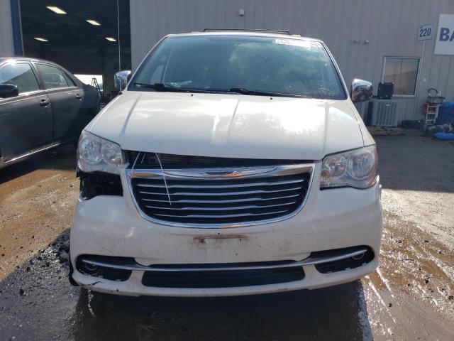 Photo 5 from auction – 2013 CHRYSLER TOWN & COU with VIN 2C4RC1CG3DR572446
