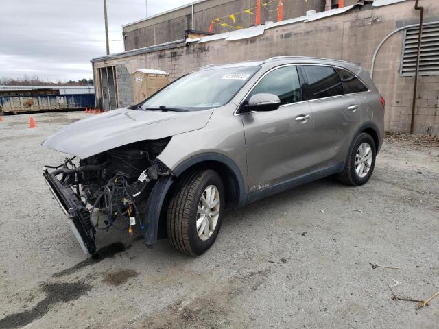 KIA SORENTO LX 2018 with VIN 5XYPGDA35JG362346 - Photo from auction