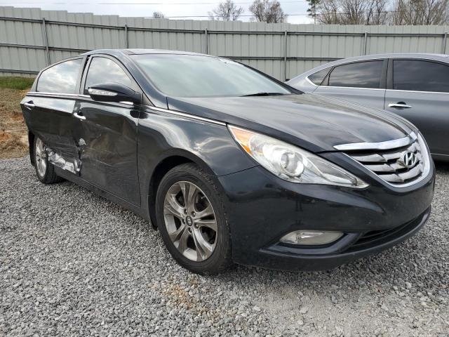 Photo 4 from auction – 2013 HYUNDAI SONATA SE with VIN 5NPEC4AC1DH591011
