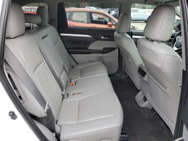 Photo 11 from auction – 2019 TOYOTA HIGHLANDER with VIN 5TDJZRFH6KS922011