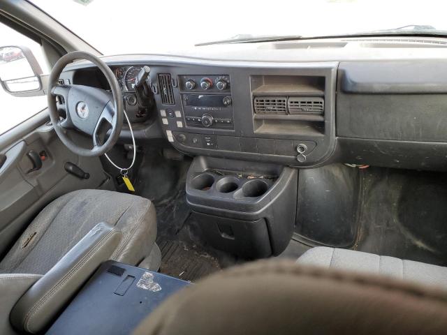 Photo 8 from auction – 2011 GMC SAVANA G25 with VIN 1GTW7FCAXB1145069