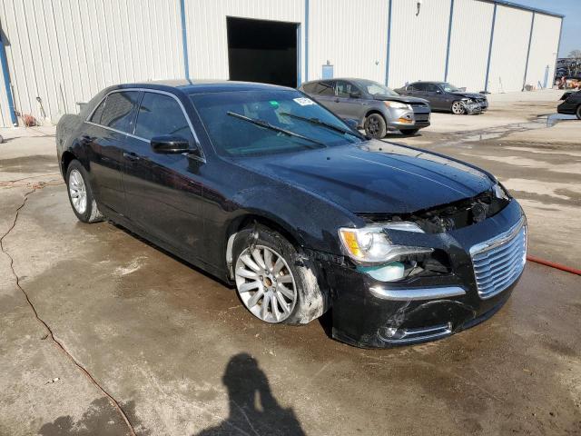 Photo 4 from auction – 2014 CHRYSLER 300 with VIN 2C3CCAAG7EH157232