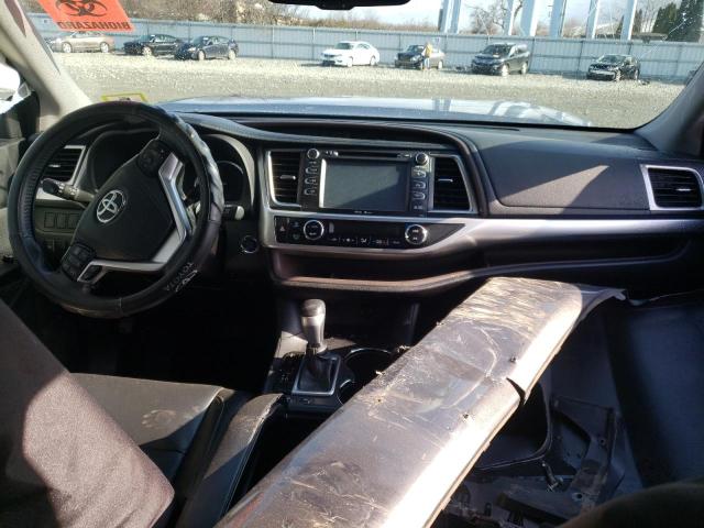 Photo 8 from auction – 2015 TOYOTA HIGHLANDER with VIN 5TDJKRFH0FS142371