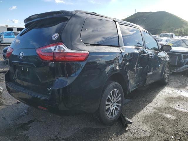 Photo 3 from auction – 2020 TOYOTA SIENNA XLE with VIN 5TDYZ3DC0LS048856