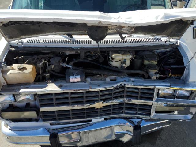 Photo 12 from auction – 1992 CHEVROLET G20 with VIN 1GBEG25K0N7107091