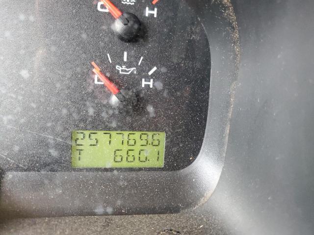 Photo 9 from auction – 2005 FORD F150 with VIN 1FTRX02WX5KB45577