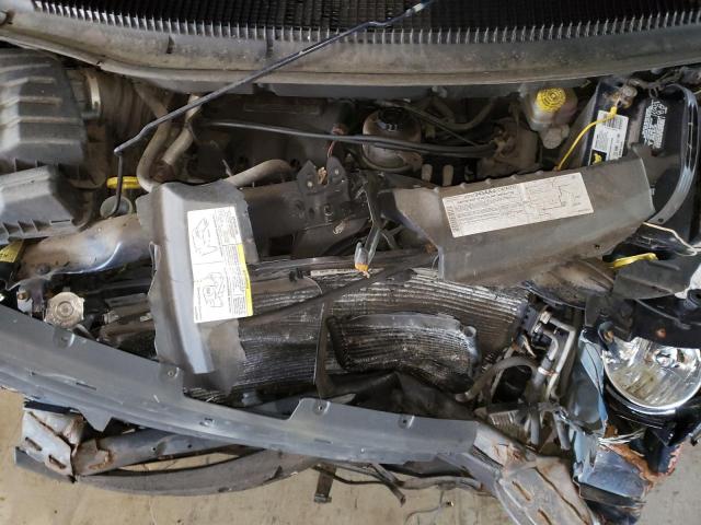 Photo 12 from auction – 2005 CHRYSLER TOWN & COU with VIN 2C4GP44R75R241271
