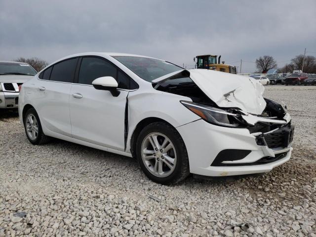 Photo 4 from auction – 2018 CHEVROLET CRUZE LT with VIN 1G1BE5SM3J7159409