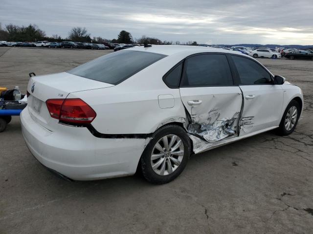 Photo 3 from auction – 2015 VOLKSWAGEN PASSAT S with VIN 1VWAT7A34FC033908