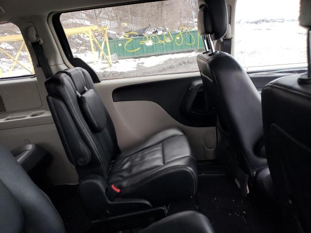 Photo 11 from auction – 2014 CHRYSLER TOWN & COU with VIN 2C4RC1BG4ER381699