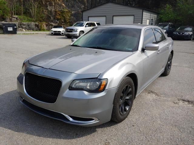 Photo 2 from auction – 2015 CHRYSLER 300 LIMITE with VIN 2C3CCAAG7FH929956