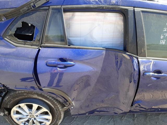 Photo 10 from auction – 2022 TOYOTA COROLLA CR with VIN 7MUBAAAG3NV011995