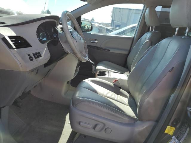 Photo 7 from auction – 2012 TOYOTA SIENNA XLE with VIN 5TDYK3DC3CS269534