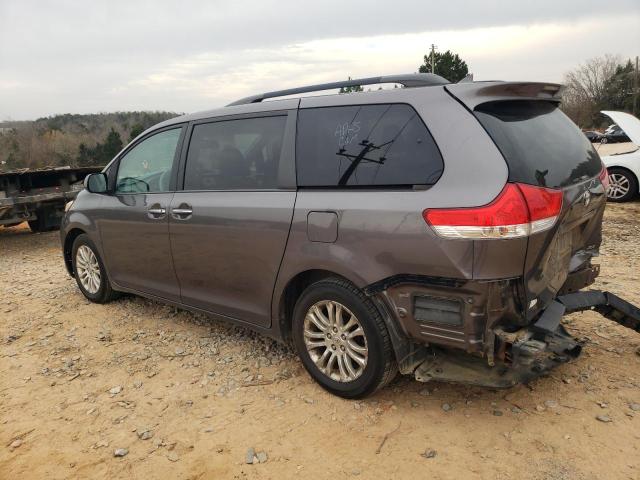 Photo 2 from auction – 2013 TOYOTA SIENNA XLE with VIN 5TDYK3DC8DS299372