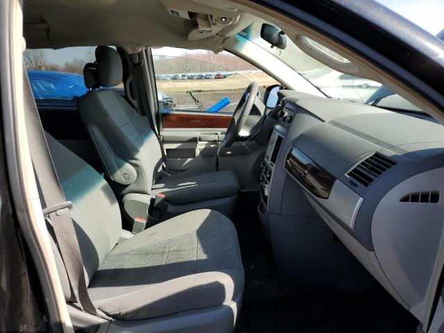 Photo 7 from auction – 2010 CHRYSLER TOWN & COU with VIN 2A4RR5D10AR442484