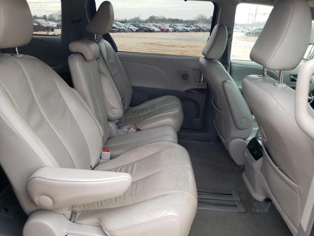 Photo 10 from auction – 2013 TOYOTA SIENNA XLE with VIN 5TDYK3DC8DS299372
