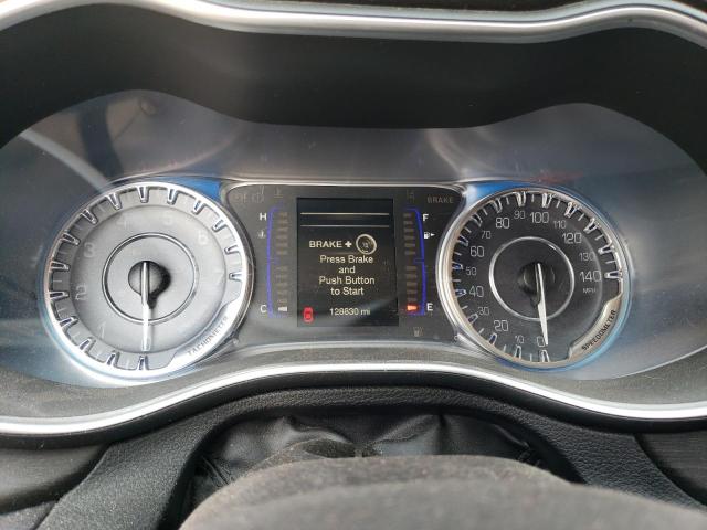 Photo 9 from auction – 2017 CHRYSLER 200 LIMITE with VIN 1C3CCCAB6HN501791