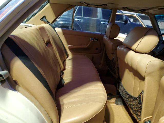 Photo 10 from auction – 1981 MERCEDES-BENZ 300 D with VIN WDBAB30AXBB249730