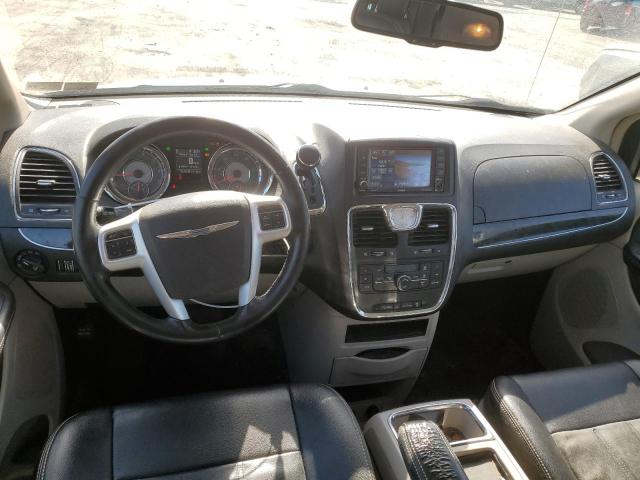 Photo 8 from auction – 2016 CHRYSLER TOWN & COU with VIN 2C4RC1BG9GR301106