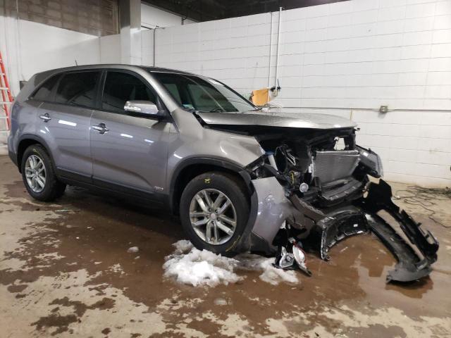 Photo 4 from auction – 2014 KIA SORENTO LX with VIN 5XYKTCA68EG486627