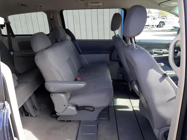 Photo 11 from auction – 2008 CHRYSLER TOWN & COU with VIN 2A8HR44H98R795494