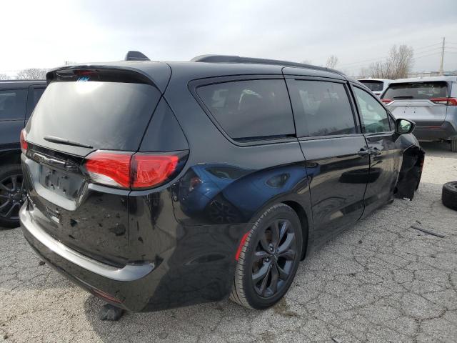 Photo 3 from auction – 2018 CHRYSLER PACIFICA T with VIN 2C4RC1EG2JR263382