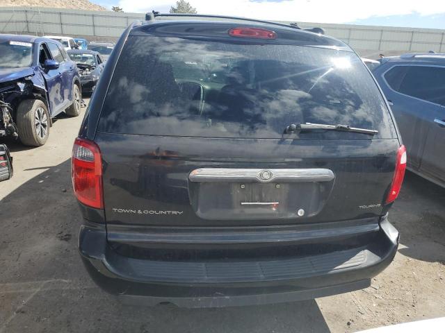 Photo 6 from auction – 2005 CHRYSLER TOWN & COU with VIN 2C4GP54L45R192452