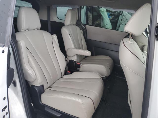 Photo 11 from auction – 2015 MAZDA 5 GRAND TO with VIN JM1CW2DL2F0180375