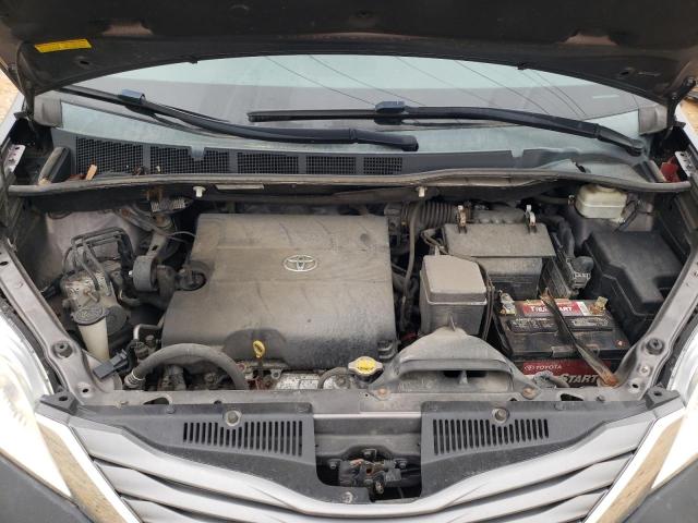 Photo 11 from auction – 2013 TOYOTA SIENNA XLE with VIN 5TDYK3DC8DS299372