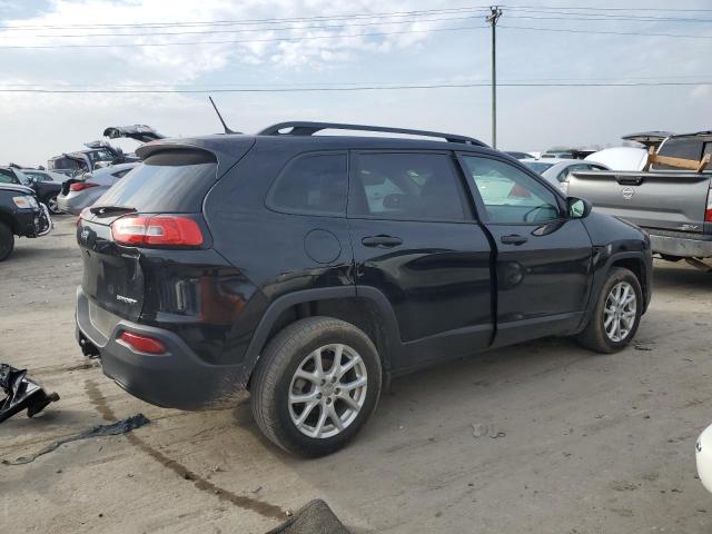 Photo 3 from auction – 2017 JEEP CHEROKEE S with VIN 1C4PJLAB2HW652902