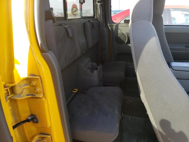 Photo 10 from auction – 2005 CHEVROLET COLORADO with VIN 1GCDT196458252333