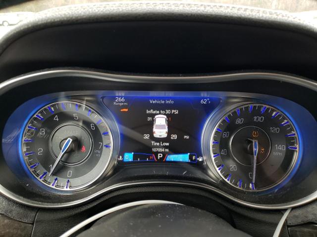 Photo 9 from auction – 2016 CHRYSLER 300C with VIN 2C3CCAKG6GH106550