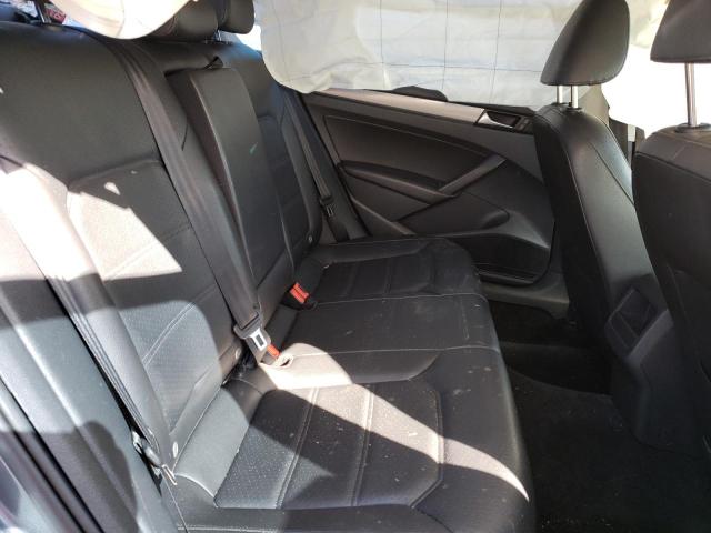 Photo 10 from auction – 2015 VOLKSWAGEN PASSAT S with VIN 1VWAT7A39FC019583