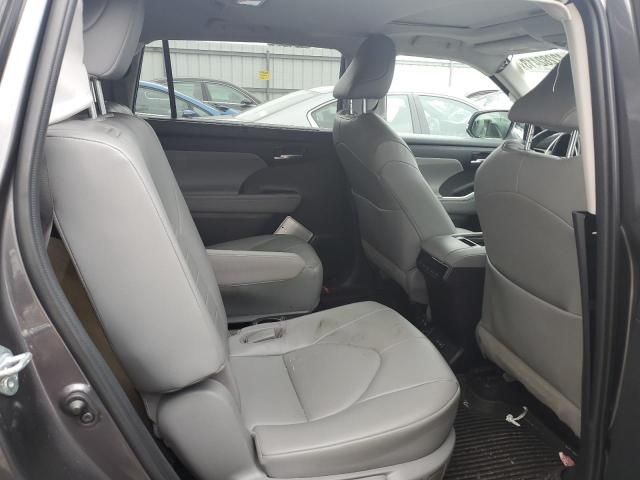 Photo 11 from auction – 2022 TOYOTA HIGHLANDER with VIN 5TDGZRBH3NS217266