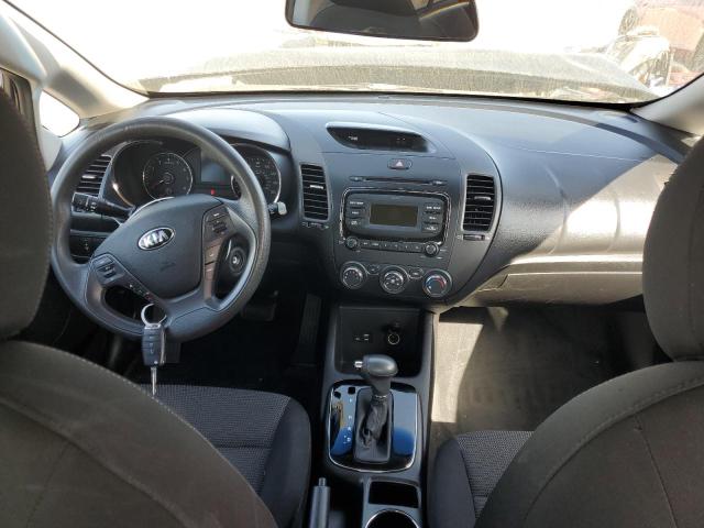 Photo 8 from auction – 2017 KIA FORTE LX with VIN 3KPFK4A72HE053471