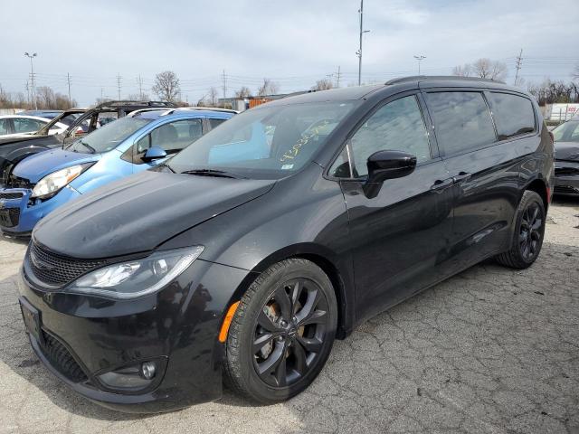 CHRYSLER PACIFICA T 2018 with VIN 2C4RC1EG2JR263382 - Photo from auction